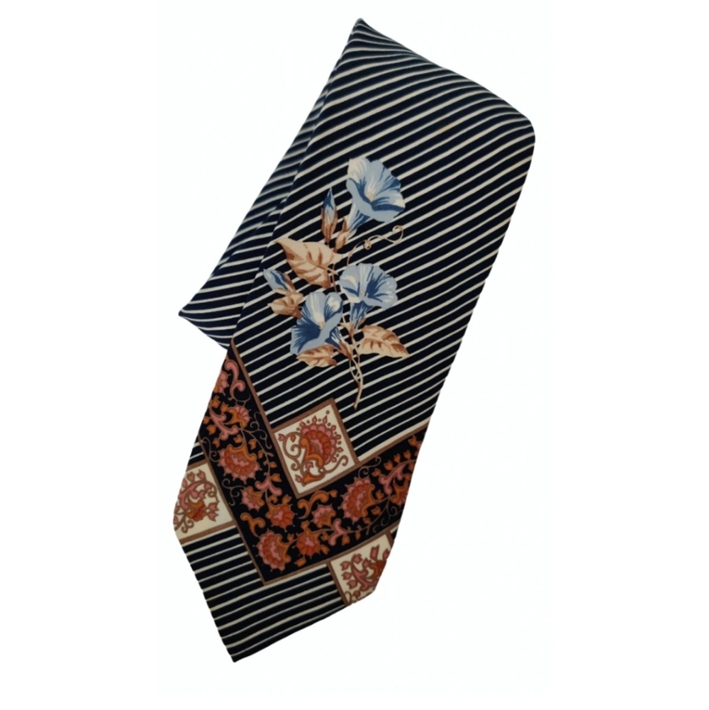 🇨🇦 Charles Jourdan Paris silk tie